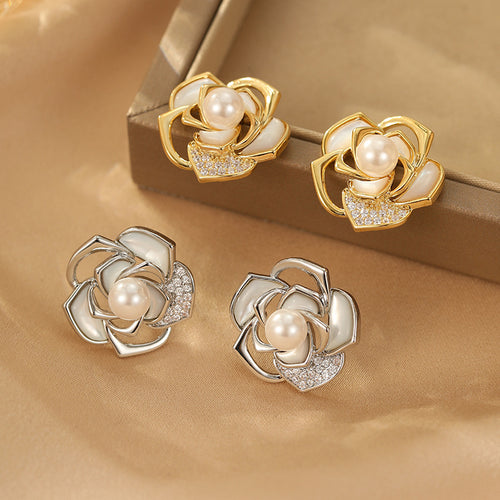 Natural Shell Flower Earrings: Fashionable, Light Luxury, Real Gold Plated